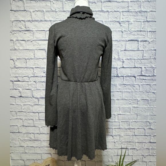 Aqua women’s gray turtleneck textured waves hem mini dress NWOT - Picture 3 of 11